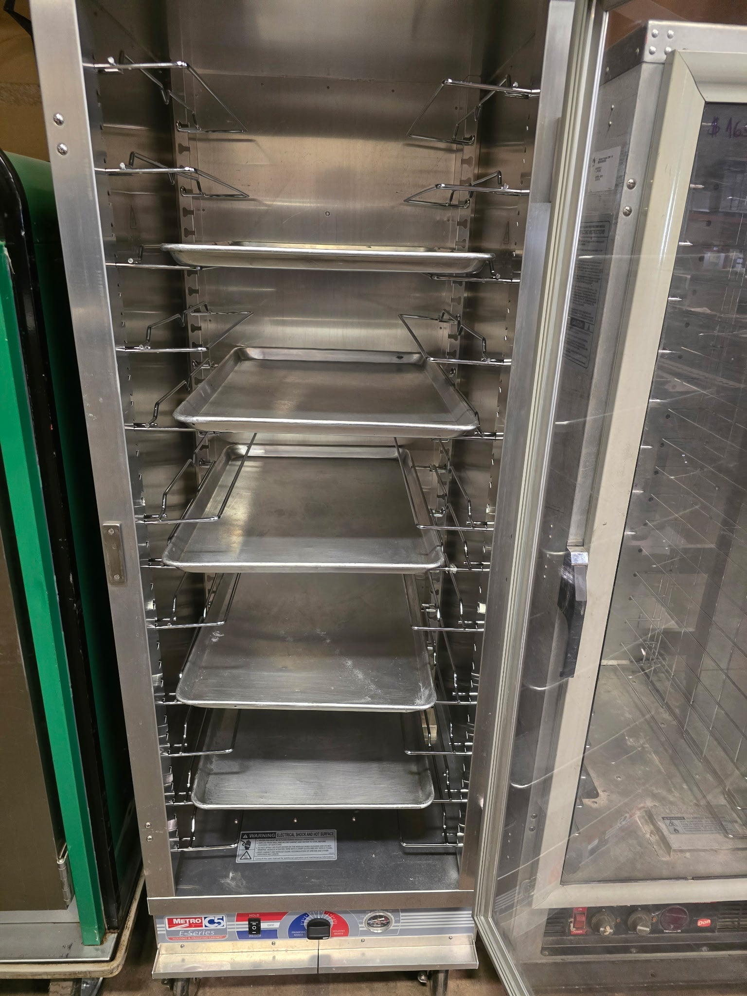 Metro C5E9-CFC-U C5 E Series Non-Insulated Heated Holding and Proofing Cabinet - 120V, 2000W